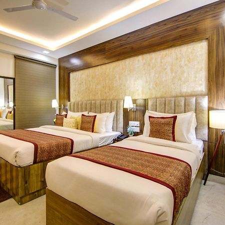 Hotel Deluxe Stay Inn - Near Delhi Airport Neu-Delhi Exterior foto