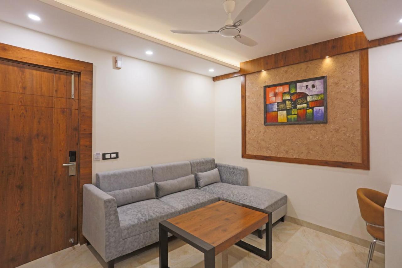 Hotel Deluxe Stay Inn - Near Delhi Airport Neu-Delhi Exterior foto
