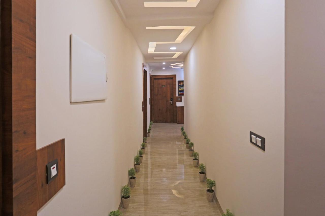 Hotel Deluxe Stay Inn - Near Delhi Airport Neu-Delhi Exterior foto